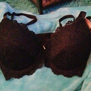 Sexy Black Lacey Pushup Bra *NWT